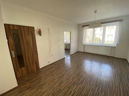Pronájem bytu 2+1 56 m², 1. máje, Hrádek - Photo 1