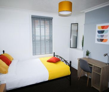 1 bedroom in a house share to rent - Photo 6