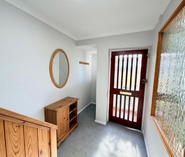 3 bedroom detached house to rent - Photo 4