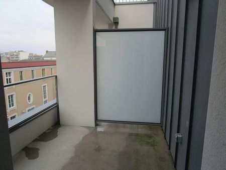Location Appartement 2 pièces 45m² REIMS 51100 - Photo 3