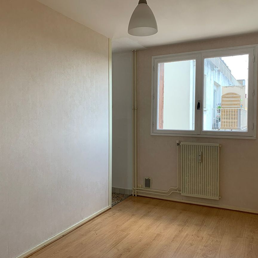 Location Appartement 1 pièce 17m² - Photo 1