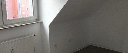 Top renovierte 3-Zimmer-Wohnung frei! **Einziehen und Wohlfühlen** - Foto 1