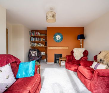 Whitfield Road, Haslemere, GU27 - Photo 1