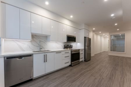 For Lease - 475 Queen Street Unit# 201, Toronto, Ontario - Photo 3