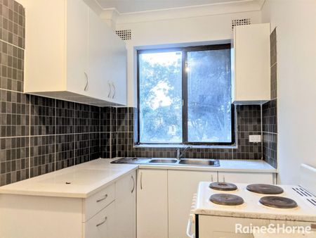 11/32 Park Road, Cabramatta, NSW 2166 - Photo 2