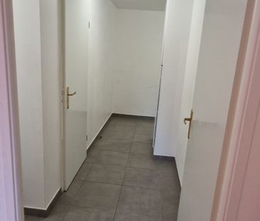 Location Appartement 2 pièces 51m² JOINVILLE LE PONT 94340 - Photo 5