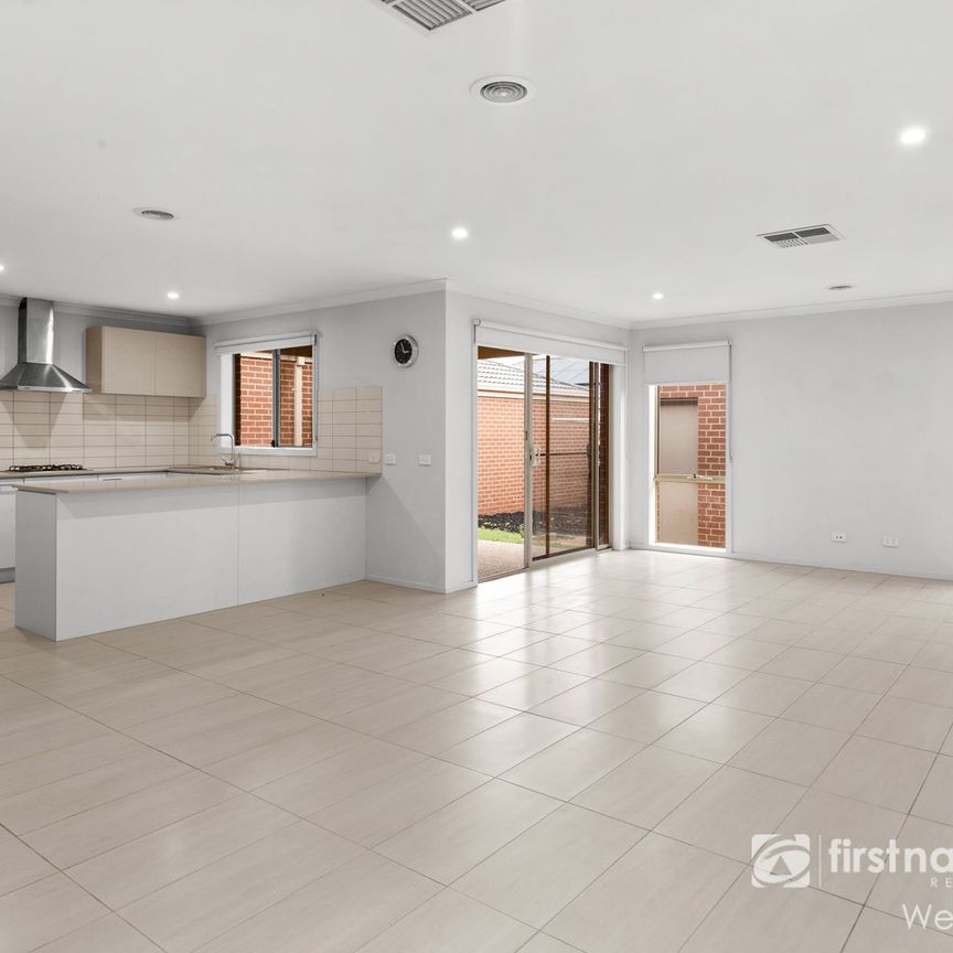 Peaceful pocket of Point Cook - Photo 1