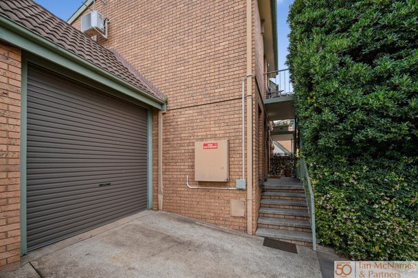 1/8 Nimmitabel Street, Queanbeyan NSW 2620 - Townhouse For Rent | Domain - Photo 1