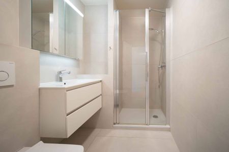 Appartement d'exception de 5 pièces avec vue sur le lac - Photo 4