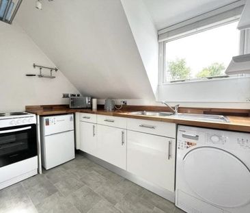 Clarence Square, Cheltenham, GL50 - Photo 3