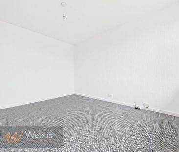 3 bedroom detached house to rent - Photo 2