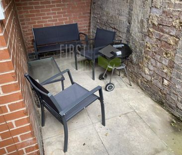 5 bedroom terraced house to rent - Photo 3