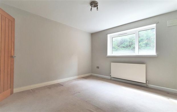 The Ridgeway - Photo 1