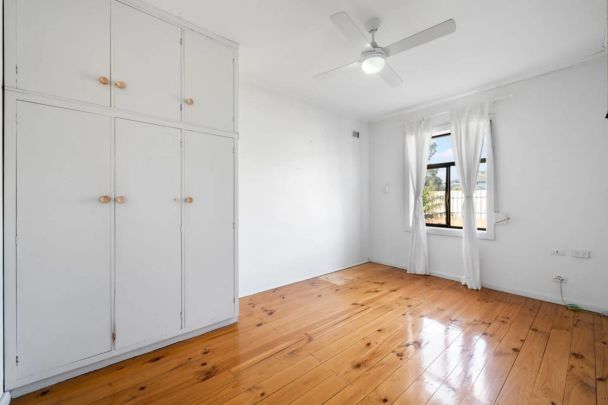 Comfort, Space and Convenience in a Prime Location - Photo 1