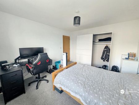 3 bedroom detached house to rent - Photo 5