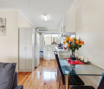 Two Bedroom Unit - Close to the Beach! - Photo 2