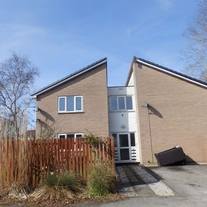 14, Greenfield Way, Preston - Photo 2