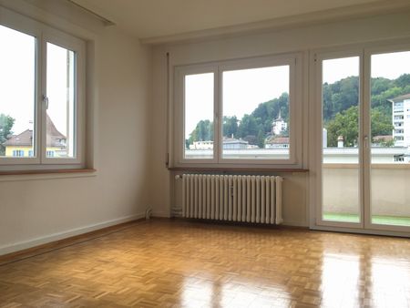 Rent a 3 rooms apartment in Luzern - Photo 2