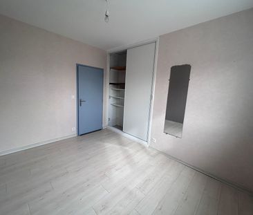 Location Appartement 4 pièces 105m² - Photo 3