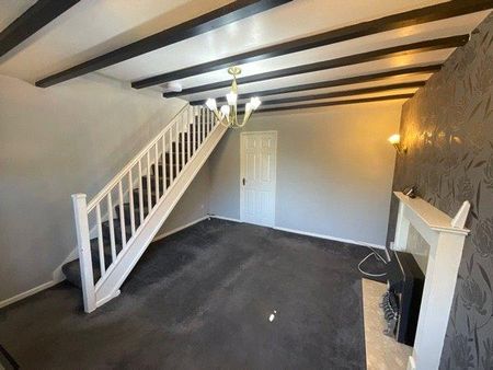 2 bedroom semi-detached house to rent - Photo 2