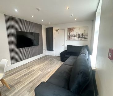 6 Bed Semi-Detached House, Derby Grove, NG7 - Photo 1