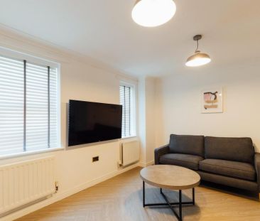 5 bedroom house to rent - Photo 2