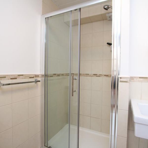 1 bedroom barn conversion to rent - Photo 1