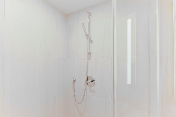 For Lease - 259 THE KINGSWAY N/A Unit# 427, Toronto, Ontario - Photo 1