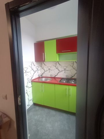 Garsonieră de închiriat în Rahova, Sector 5, 30 mp, semidecomandată - Photo 2