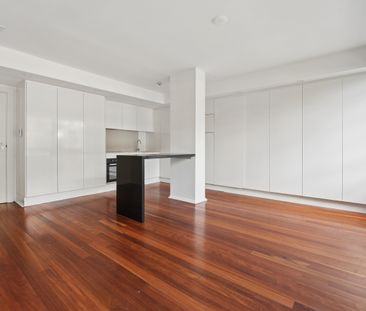 Contemporary Lifestyle Apartment In Premium Suburb Address - Photo 6