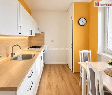 Pronájem bytu 2+1 51 m2 - Fotografie 1