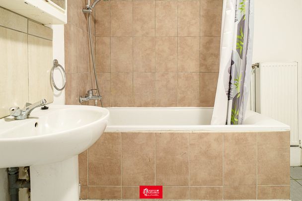 Appartement - à louer - - Photo 1