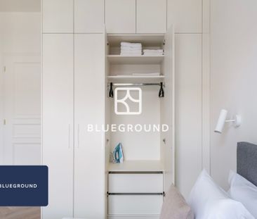 Apartment for rent, 2+kk - 1 bedroom, 42m - Photo 1