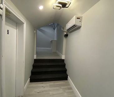 For Lease - 206 Carlton Street Unit# 303, Toronto, Ontario - Photo 6