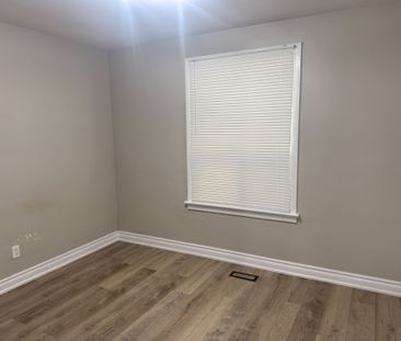 For Lease - 21 Melchior Drive Unit# Main, Toronto, Ontario - Photo 6