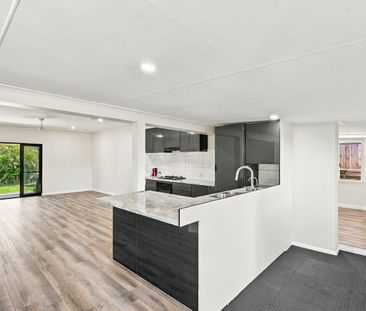 Spacious Holloways Beach Living | Available Now - Photo 6