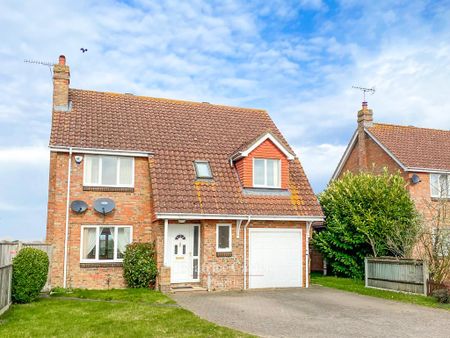 4 bedroom detached house to rent - Photo 4