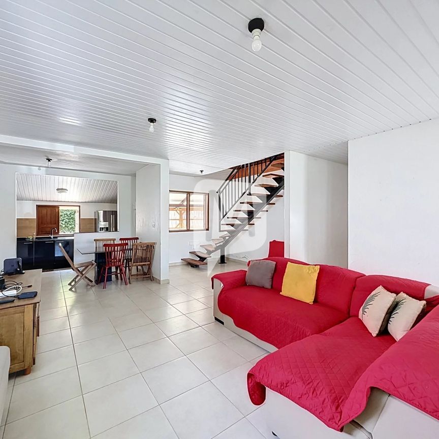 Location Maison 4 pièces 133m² REMIRE MONTJOLY 97354 - Photo 1