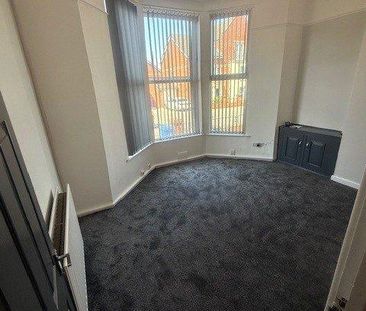 3 bedroom apartment to rent - Photo 1