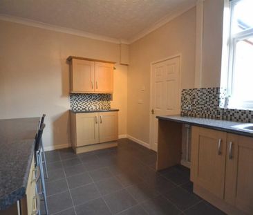 3 bed House - Terraced for Rent - Photo 3