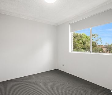 Convenient Living in the Heart of Penrith - Photo 1
