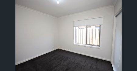 Amazing 3 bedroom unit in great location. - Photo 2