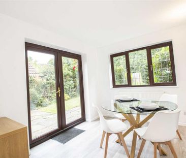 2 bedroom semi-detached house to rent - Photo 4