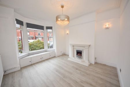 3 bed House - Mid Terrace for Rent - Photo 3