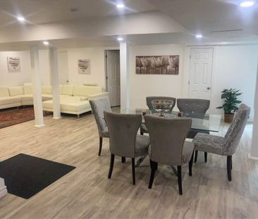 For Lease - 540 Mcgregor Farm Trail, Newmarket, Ontario - Photo 5