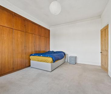 4 bedroom flat to rent - Photo 6