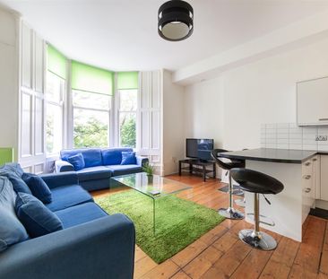 4 bed apartment to rent in Jesmond Road, Jesmond, NE2 - Photo 2