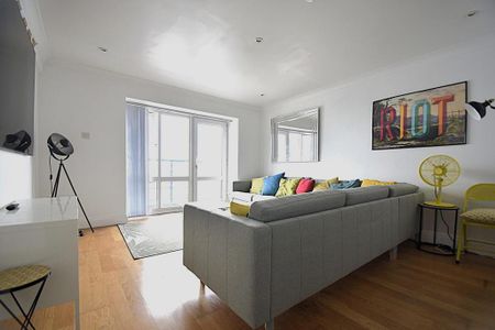 2 bedroom flat to rent - Photo 3