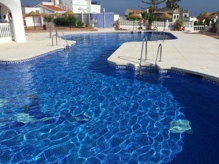 1 room luxury Apartment for rent in Nerja, Andalusia - Photo 4