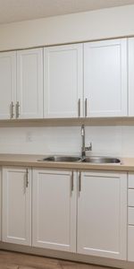 Applewood Apartments - Photo 3